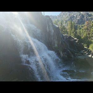 Meet your Posher, Keliztea